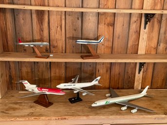 Lot Of 5 Scale Model Airplanes