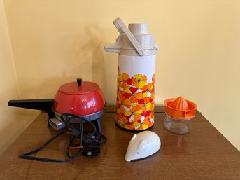 MCM Vintage Thermos, Plus Popcorn Maker,  Lemon Juicer And Adorable Mouse Cheese Grater