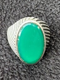 Gorgeous JE Eggersman Sterling & Green Stone Ring  ~ Size 8 1/2 ~