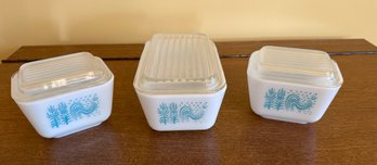 Three Vintage Pyrex Refrigerator Storage Set With Lids