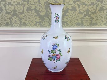 Paid $1,000 Large Herend Queen Victoria Vase