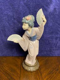 Lladro Madame Butterfly Porcelain Figurine