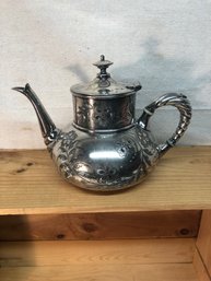 Meridian B. Company Quadruple Plate Teapot