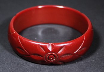 Vintage Bakelite Carved Plastic Red Bangle Bracelet