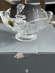 Waterford Cut Crystal 'evie' Footed Bowl With Petal Edge & Designer Card - BOXED!