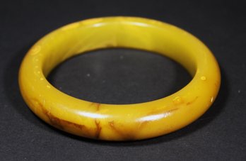 Vintage Marbleized Bakelite Butterscotch Bangle Bracelet