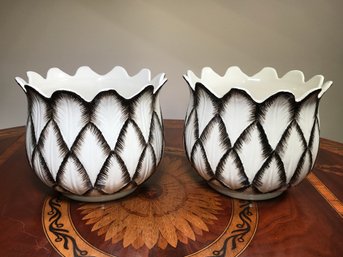 Rare Matching Pair Cachepots / Planters By EBONY IN BLOOM - Colonial Williamsburg - No Damage - VERY NICE !