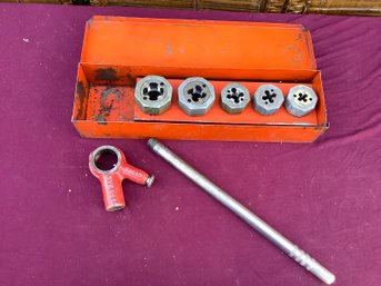 Pipe Threader Lot #440