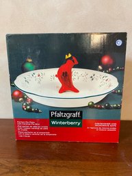 Pfaltzgraff Winterberry Perfect Pie Plate With Cardinal