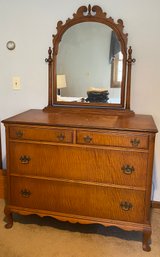 Four Drawer Chest With Mirror