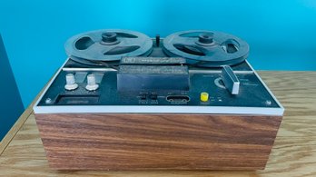 Magnovox Reel To Reel Player