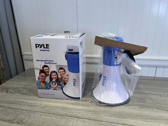 Pyle PMP50 Bullhorn, New