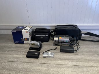 Lot Of 3 Cameras