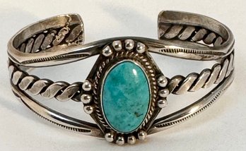 VINTAGE NATIVE AMERICAN STERLING SILVER TURQUOISE CUFT BRACELET