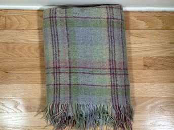 A Quality Throw Blanket By Ralph Lauren In Wool