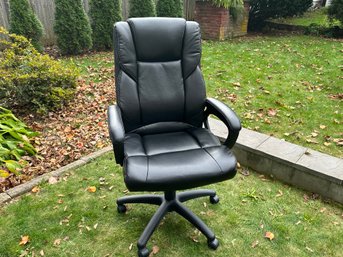 Adjustable Height Swivel Office Chair, In Great Condition