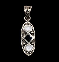 Vintage Sterling Silver Opal And Onyx Color Pendant