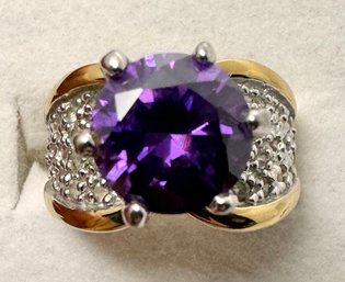 GORGEOUS GOLD TONE LARGE PURPLE & WHITE CZ RING