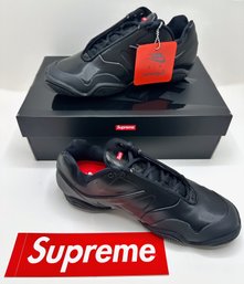 New In Box Supreme Nike Air Zoom Courtposite SP Sneaker, Size Mens 6 With Supreme Sticker