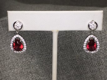 Gorgeous Brand New 925 / Sterling Silver Drop Earrings With White Topaz & Garnet - Very Expensive Look !