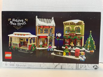 Large Lego # 10308 'Holiday Main Street' / Unopened.(#174)