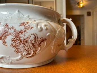 Antique Chamber Pot By Wyoming