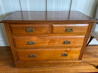 Beautiful Antique Cherry Hardwood Dove Tail Ornate Brass Handles 4 Drawer Dresser 42x20x31