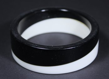 Large 1960s Black And White Plastic Bangle Bracelet