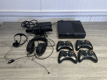 Xbox 360 With 4 Controllers And More