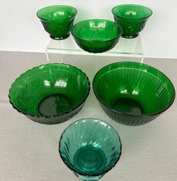VTG 5  Anchor Hocking Emerald Green Pieces And Jeannette Glass Ultra Marine Low Footed Sherbet Cup No Issues