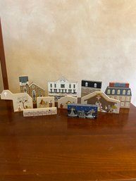 Lot Of Christmas Wood Decor - 1