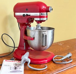 A Kitchen Aid Bowl Lift Stand Mixer NEEDS REPAIR