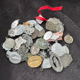 Nice Lot Of Vintage Small Religious Medals