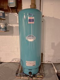 A Well-rite 81 Gallon Water Tank