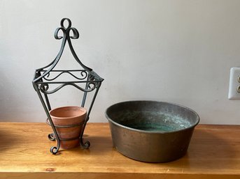 Iron Pot Holder With Copper Pot