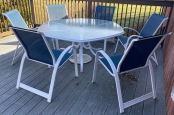 Patio/deck Table And Chairs