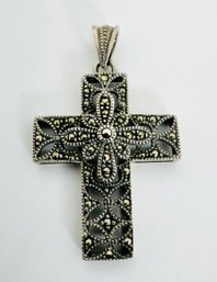 VINTAGE STERLING SILVER AND MARCASITE CROSS PENDANT
