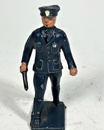 Lead, Iron Or Plastic Vintage Soldier Or Model