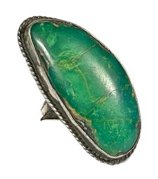 Old Vintage Green Turquoise Southwestern Ring Having Large Stone (stone Cracked)