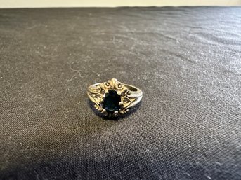 Sterling Silver Ring With Stone (unsure Of Size Between A 6-7)