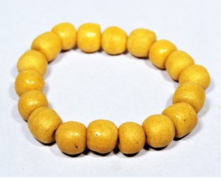 Large Yellow Stone Or Glass Beaded Bracelet Having Elasticity