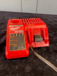 Milwaukee Battery Charger M12 M18