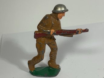 Lead, Iron Or Plastic Vintage Soldier Or Model