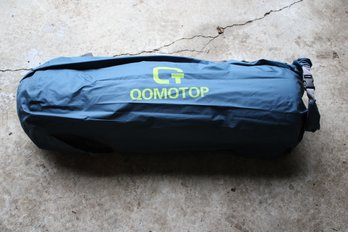 Like New Qomotop Self Inflating Sleeping Pad