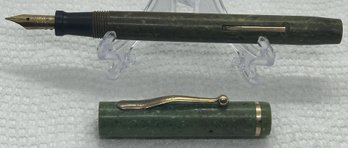 Vintage 1930s SHEAFFER'S Celluloid Body Fountain Pen