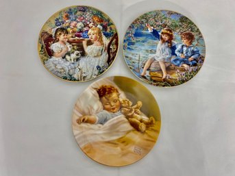 Porcelain Collector's Plates Celebrating Children (3)