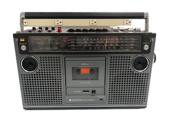 Sanyo Stereo 4 Band Radio Cassette Recorder M9980K