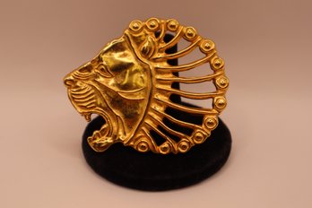 Vintage Museum Of Modern Art 'MMA' Lion Head Gold Tone Pin Pendant