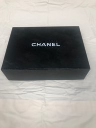 Channel Gift Box With Ribbon