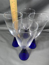 Set Of 4 Wine Glasses With Cobalt Blue Base 7.5in No Chips